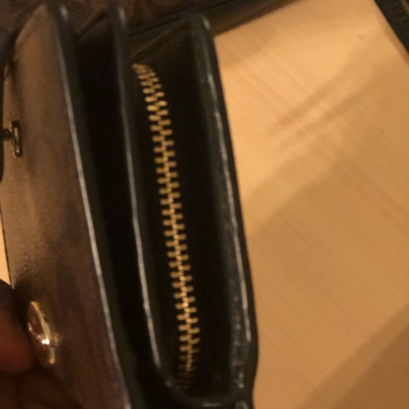 Coach Wallet - Picture 3 of 7